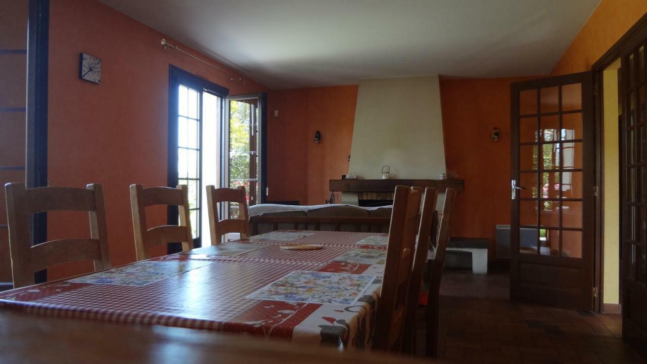 Maison de vacances Trevieres Extérieur photo